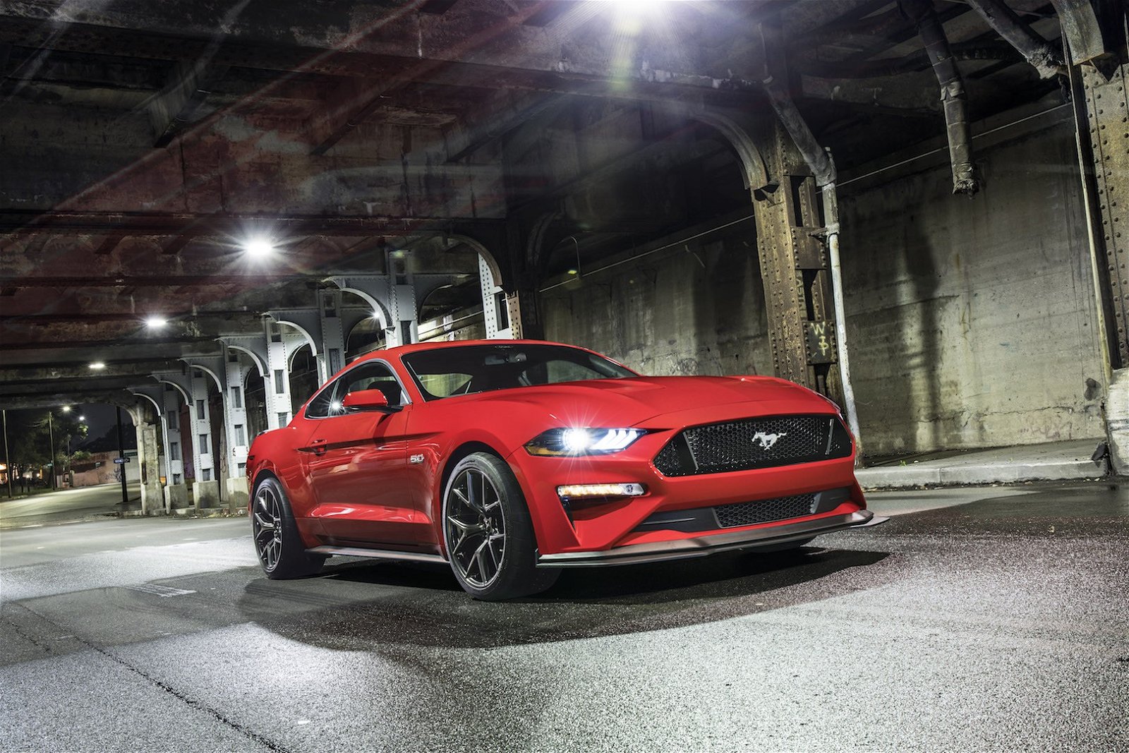 Mustang-Performance-Pack-Level-2(3)