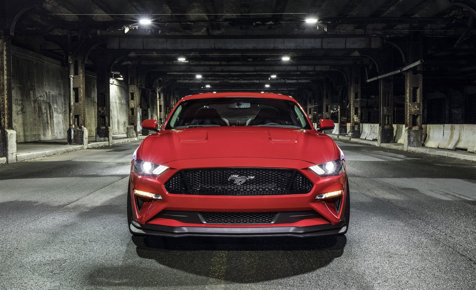 Mustang-Performance-Pack-Level-2(7)