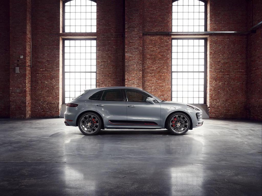 Porsche-Exclusive-Manufaktur-refines-the-most-powerful-Macan