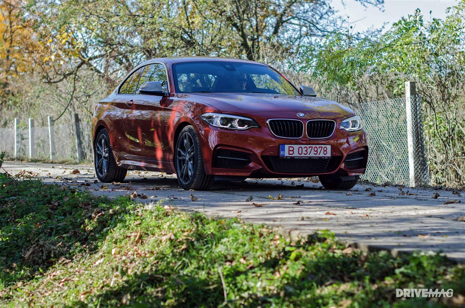 2018-BMW-M240i-xDrive-Coupe-53