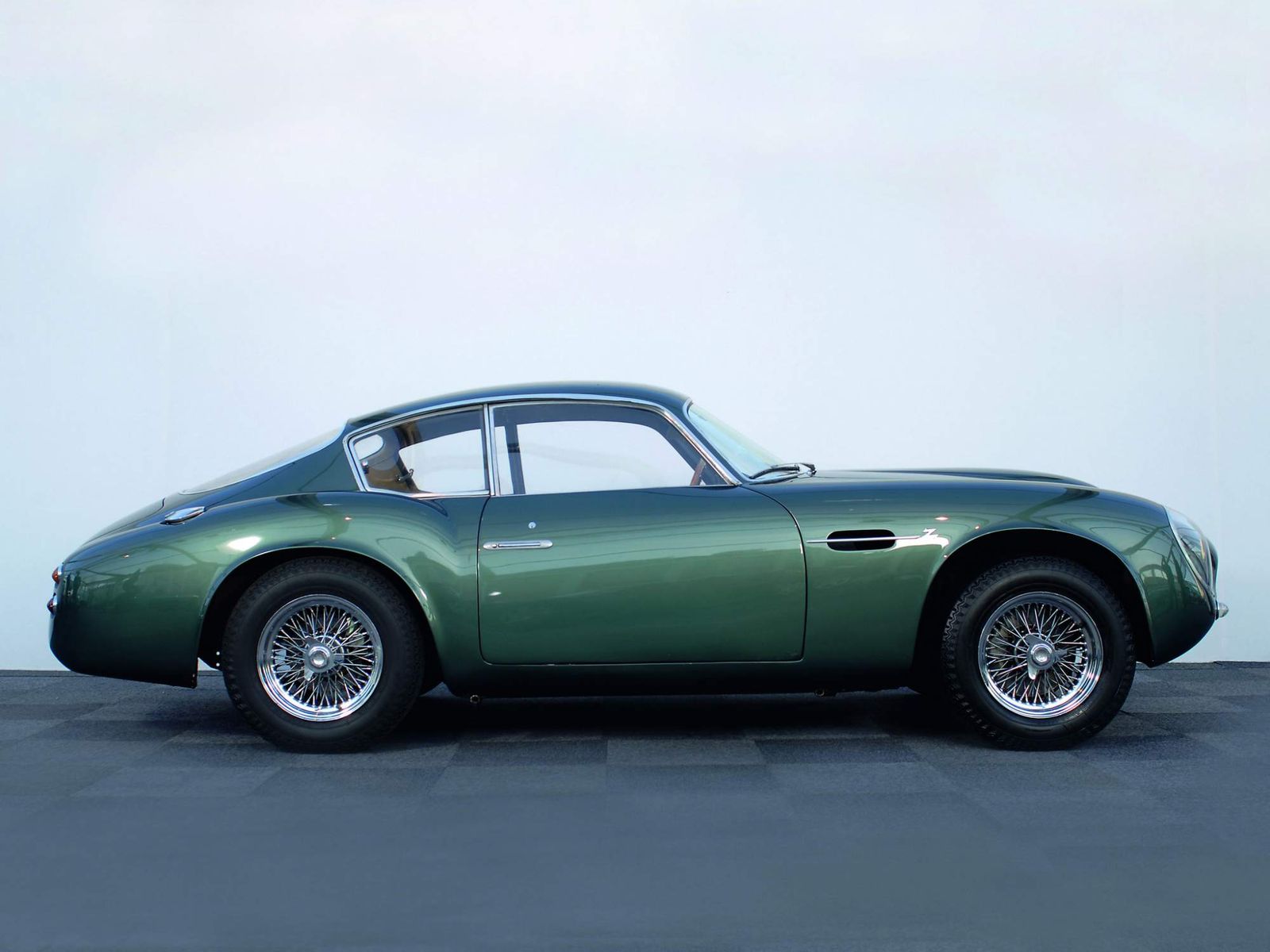 1960-Aston-Martin-DB4-GT-Zagato-8