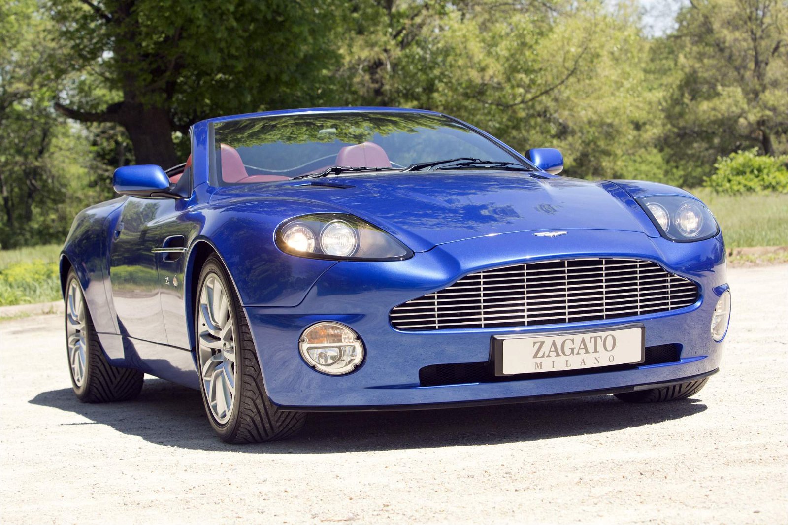2004-Aston-Martin-V12-Vanquish-Roadster-Zagato-4