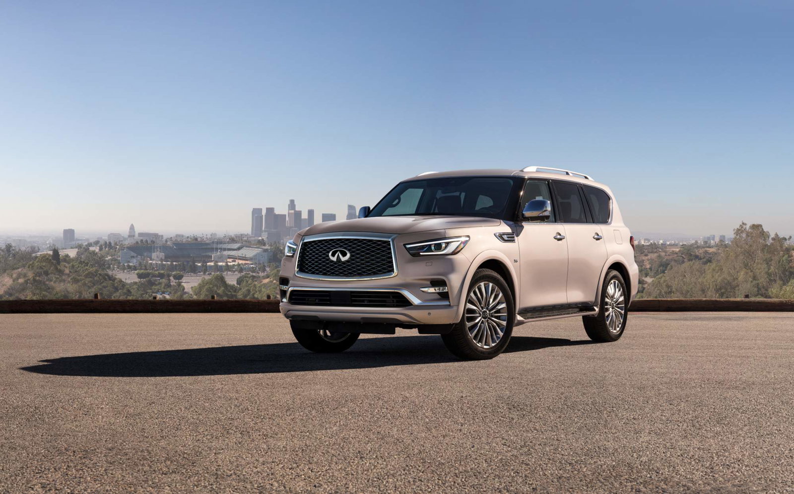Facelifted 2018 Infiniti QX80 debuts improved styling, not much else ...