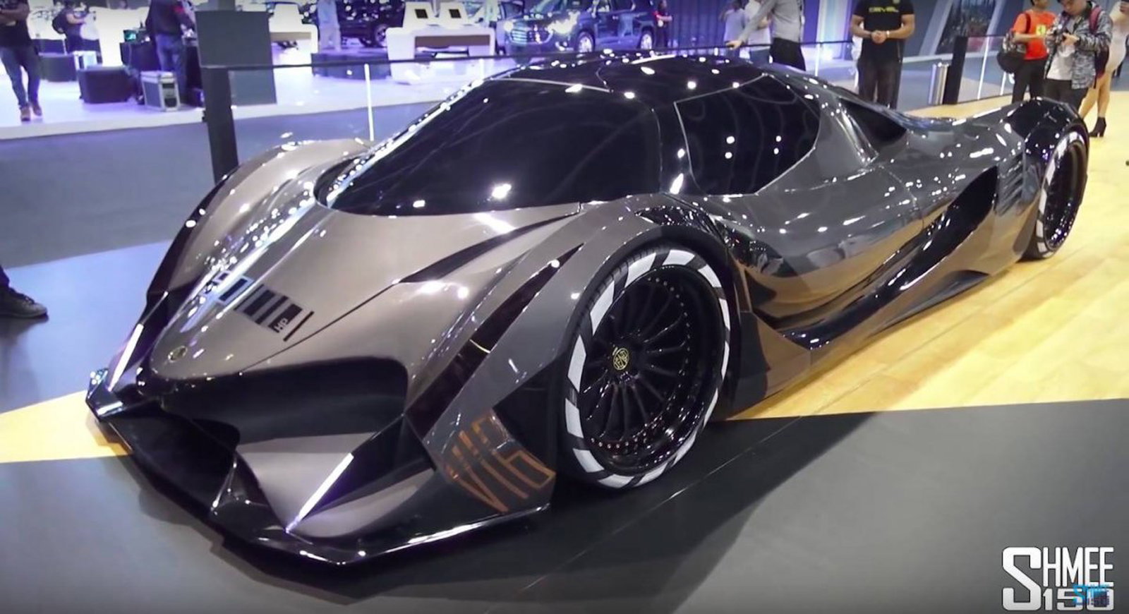Devel Motors brings 5,000-hp Sixteen hypercar concept to Dubai Motor Show
