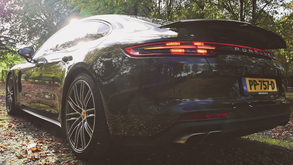 Luxury Class Brawl Mercedes Amg S63 Vs Porsche Panamera Turbo S E Hy