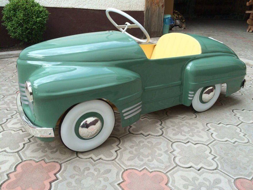 Just A Car Guy: One cool pedal car