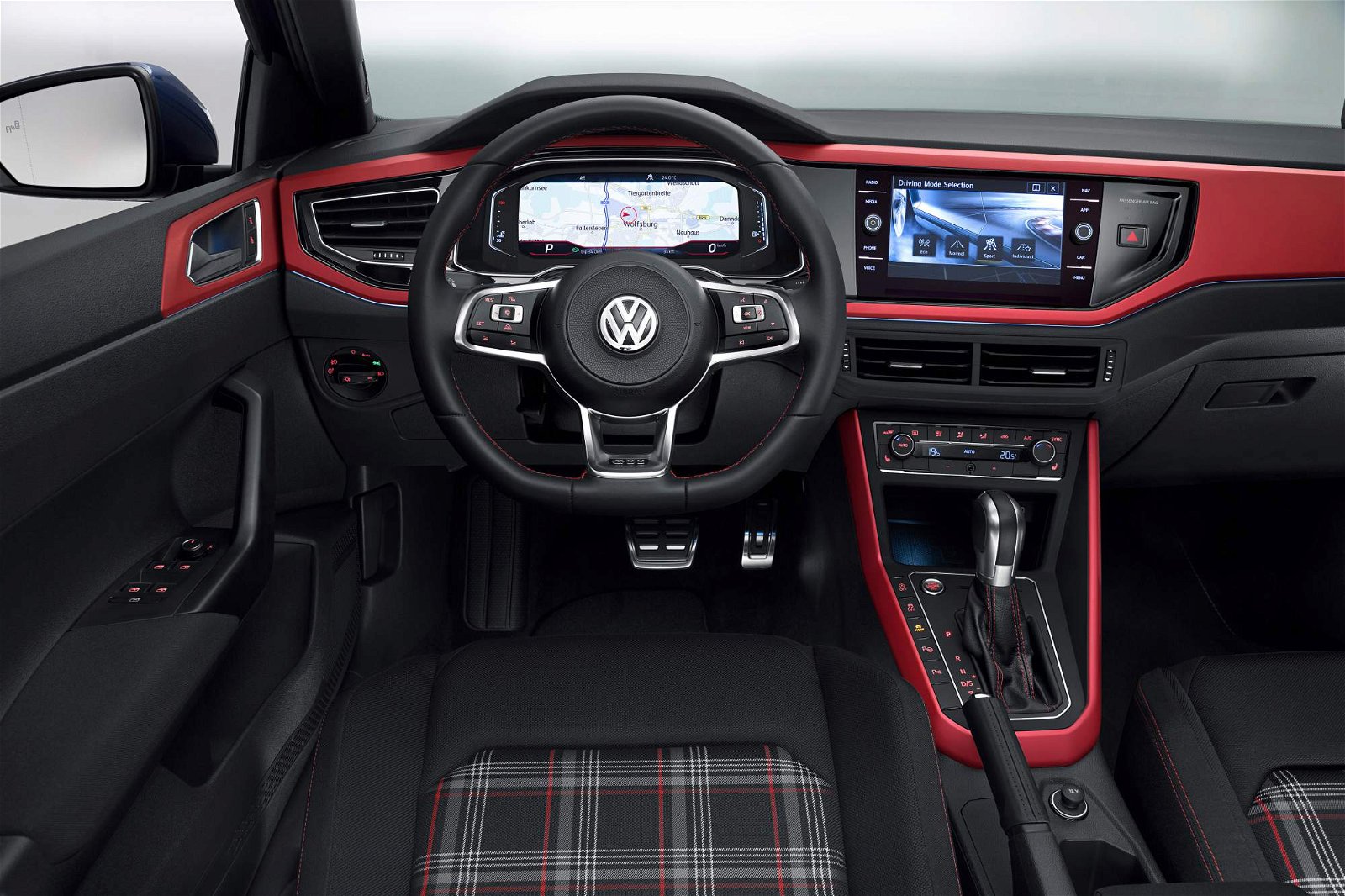 2018-VW-Polo-GTI-53