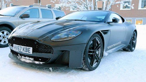 2019-Aston-Martin-Vanquish-spied-0