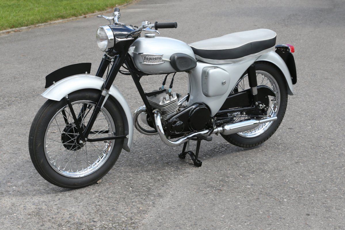 triumph speed twin 200cc