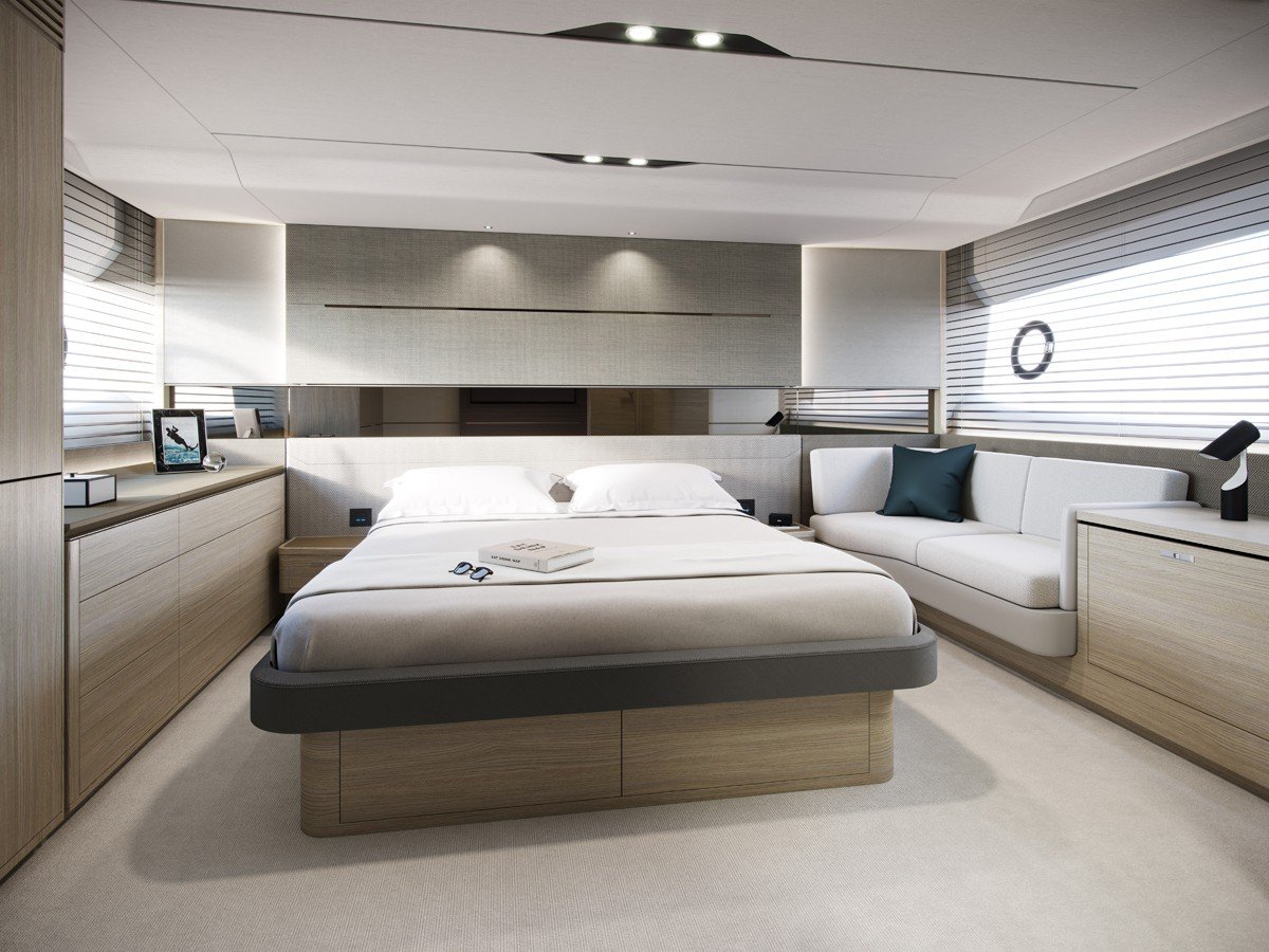 v60-interior-owners-stateroom