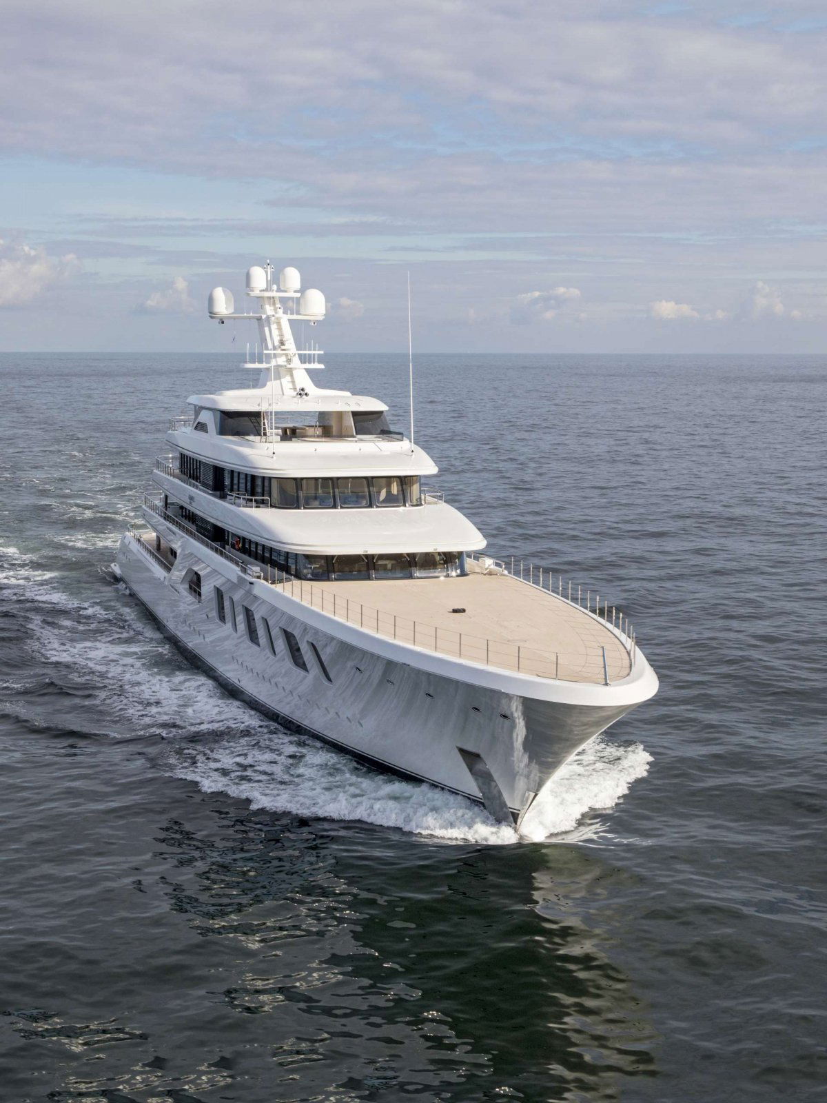 First official video of Feadship Aquarius is here