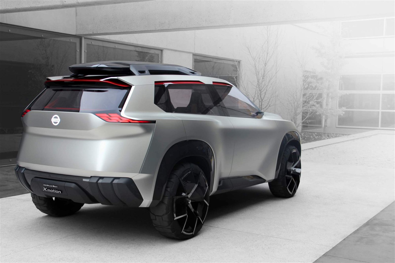 Nissan-Xmotion-Concept-12