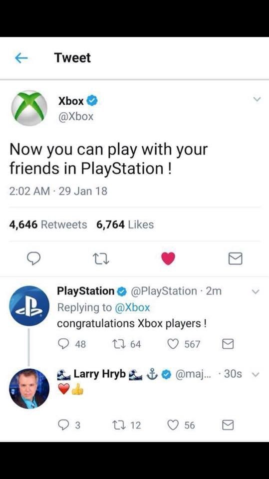 can playstation play with xbox