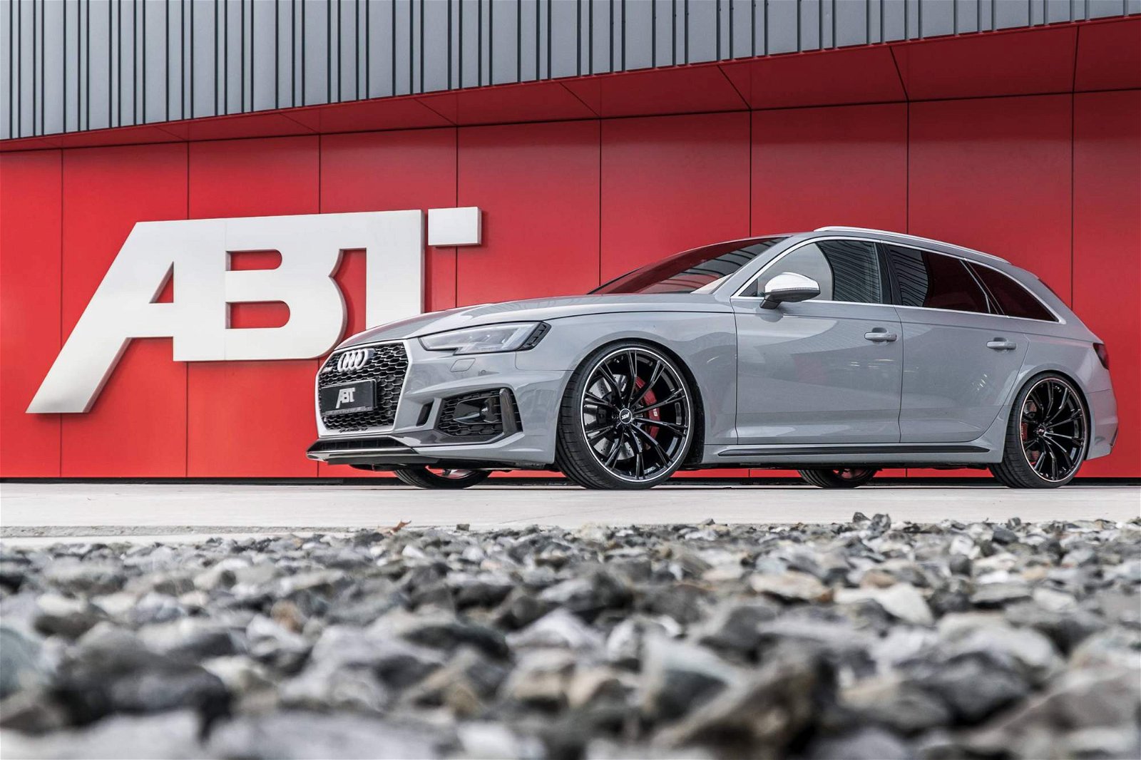 ABT-Audi-RS4-Avant-2