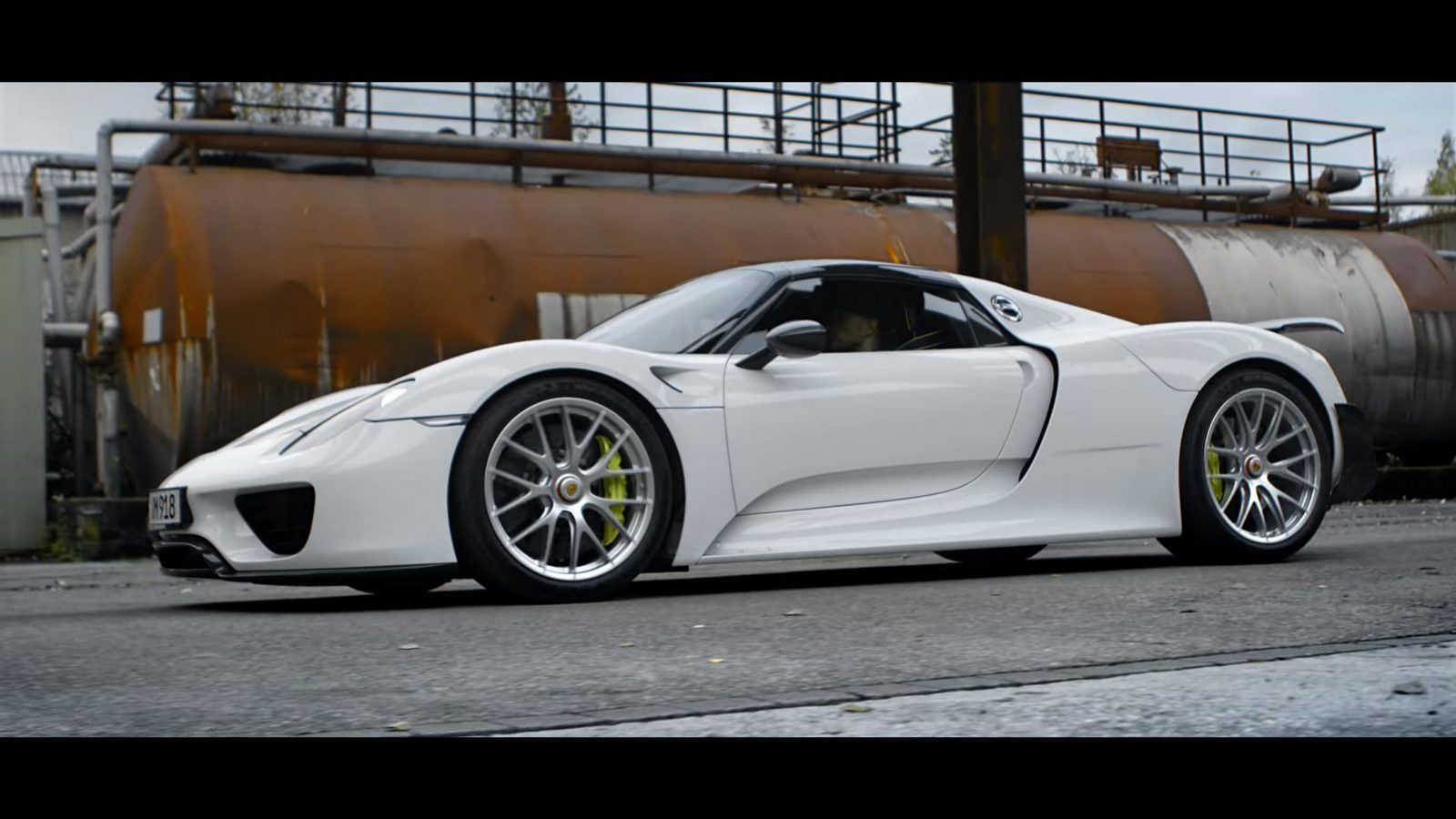 Porsche 918 Spyder 1