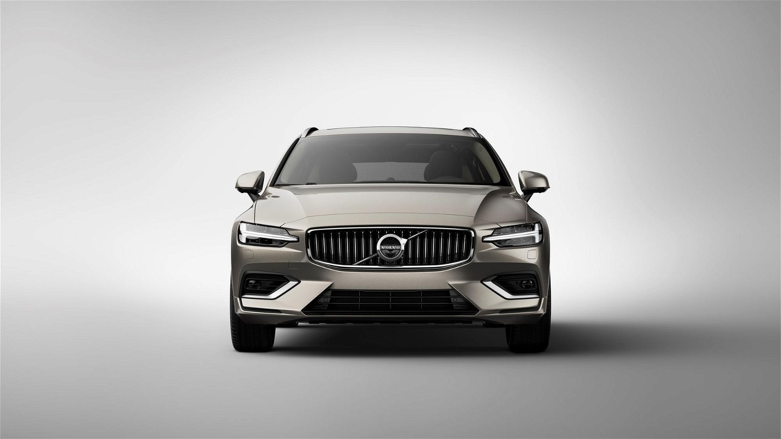 2018 Volvo V60 official pictures 48