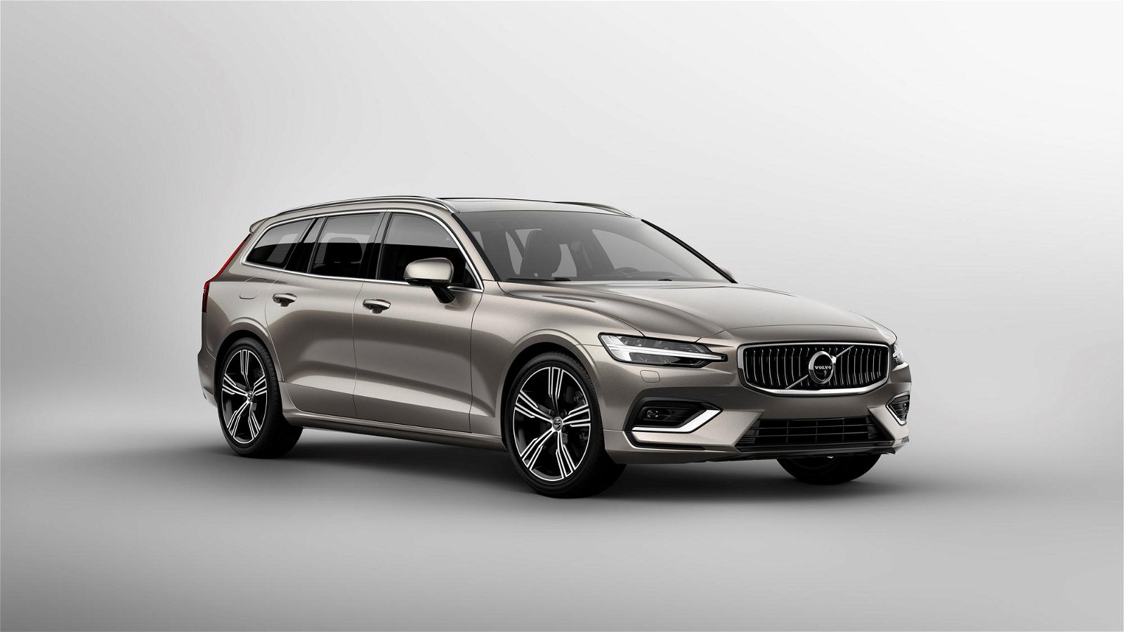 2018 Volvo V60 official pictures 49