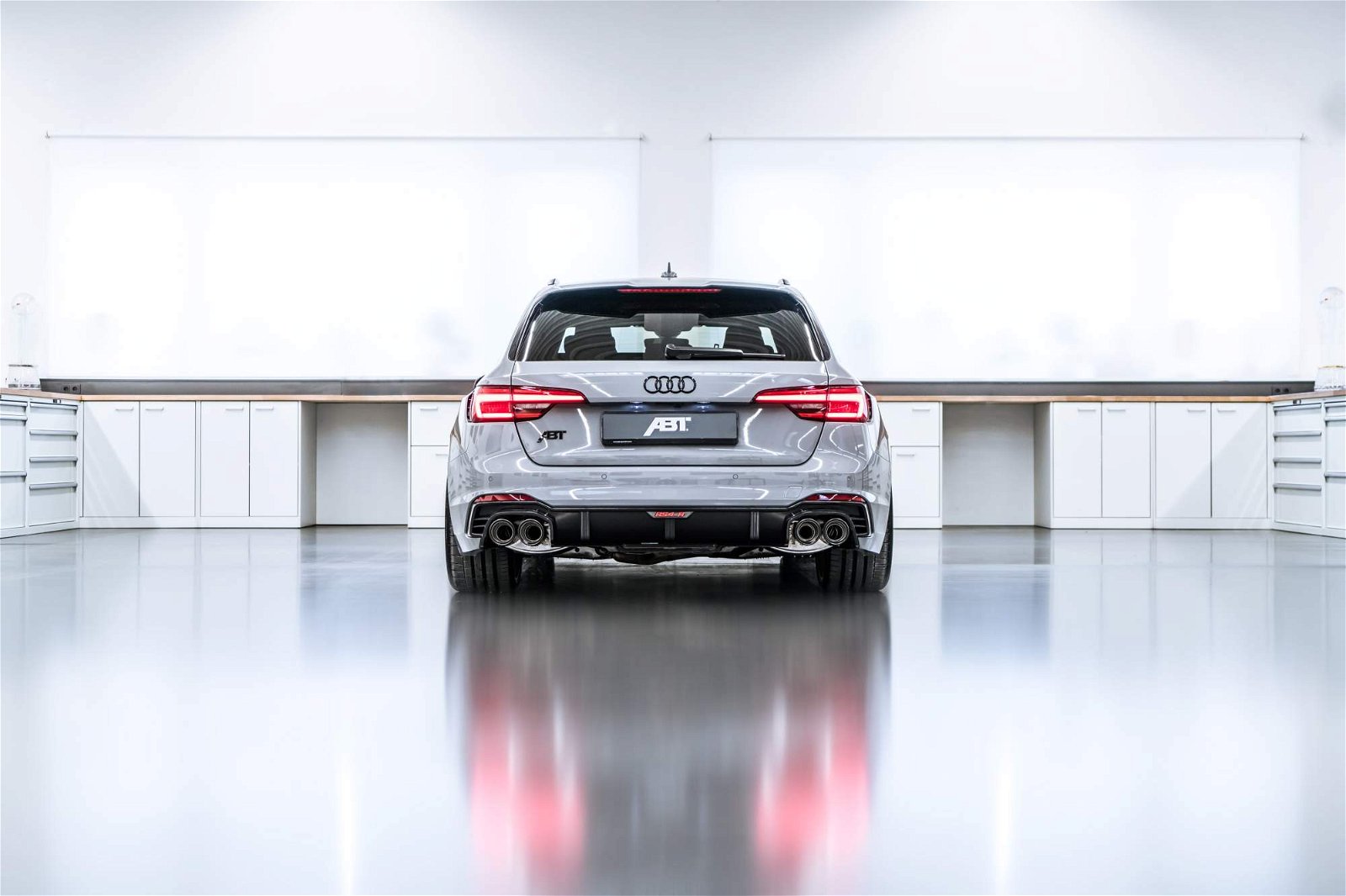 ABT-Sportsline-RS4-R-based-on-Audi-RS4-Avant-5