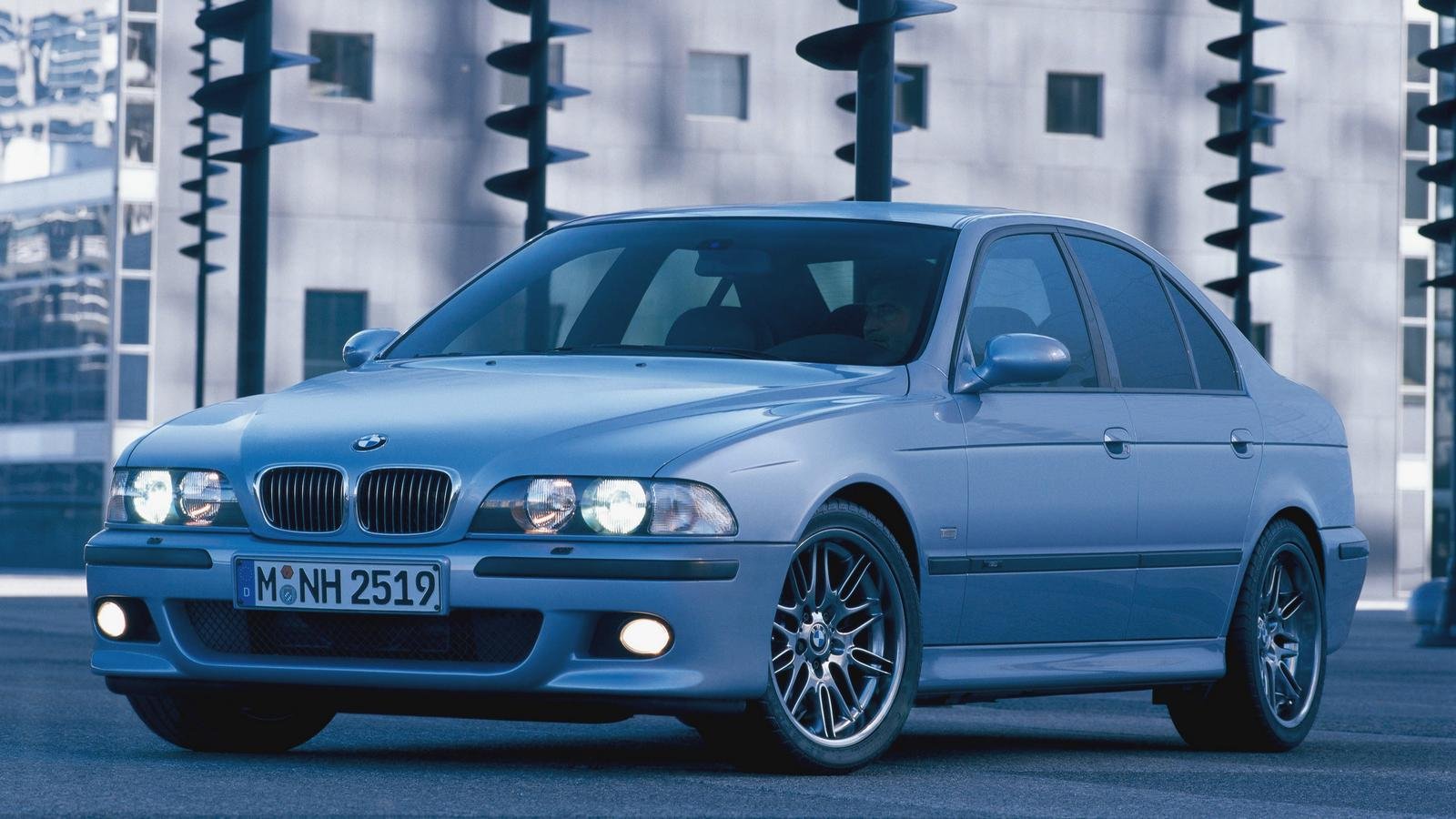 BMW M5 E39 02