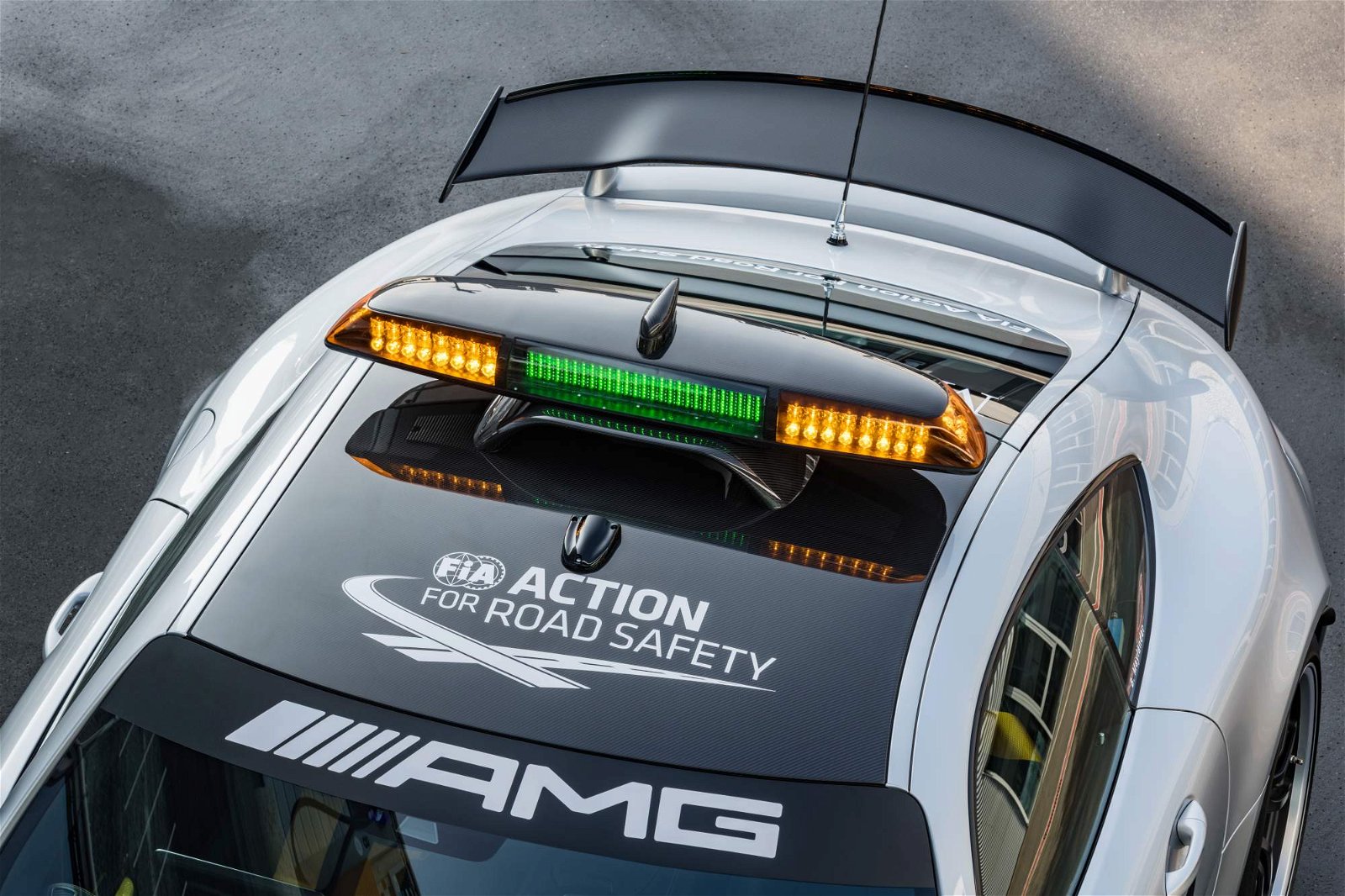 Mercedes-AMG-GT-R-Official-F1-Safety-Car-2018-29