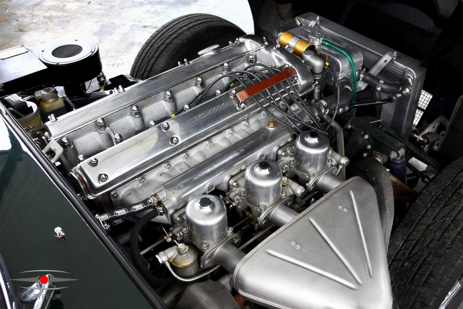 1967-Jaguar-E-type-Series-1-4.2-Open-Two-Seater-5