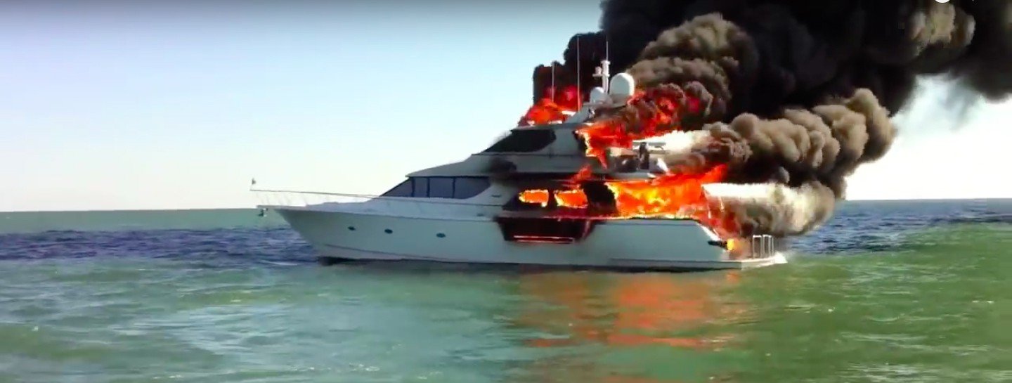 yacht-fire