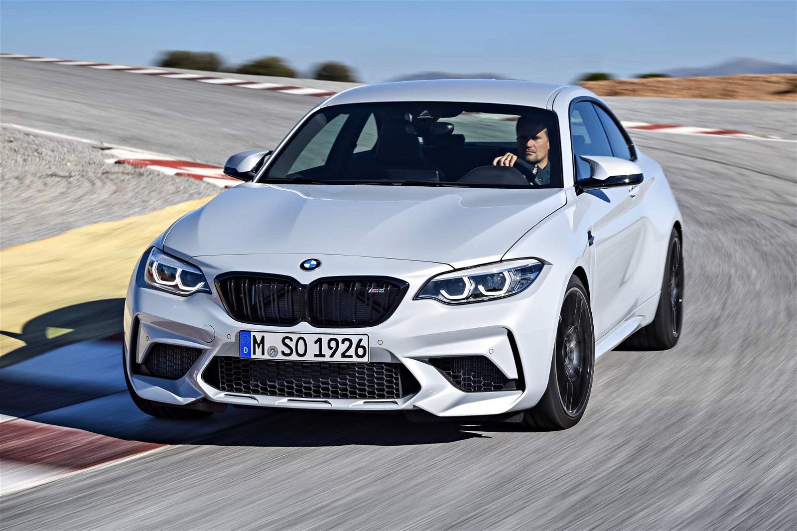 BMW-M2-Competition-9