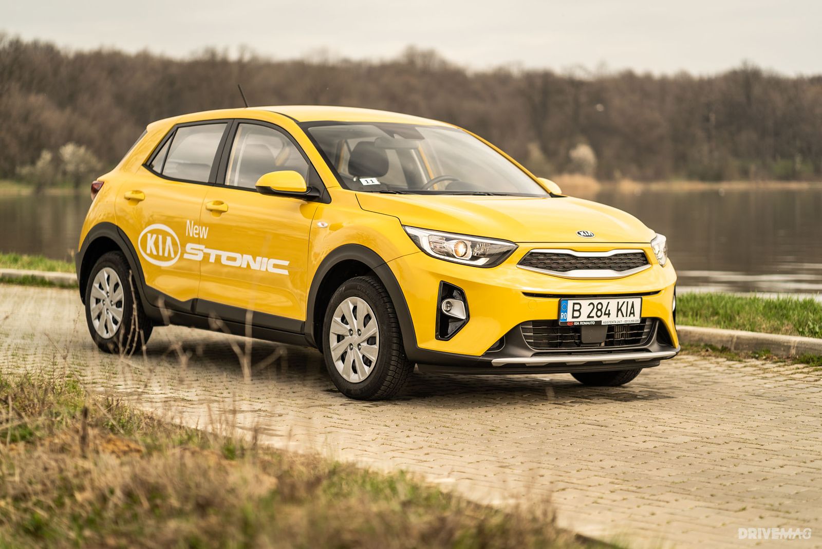 Kia кроссовер Stonic