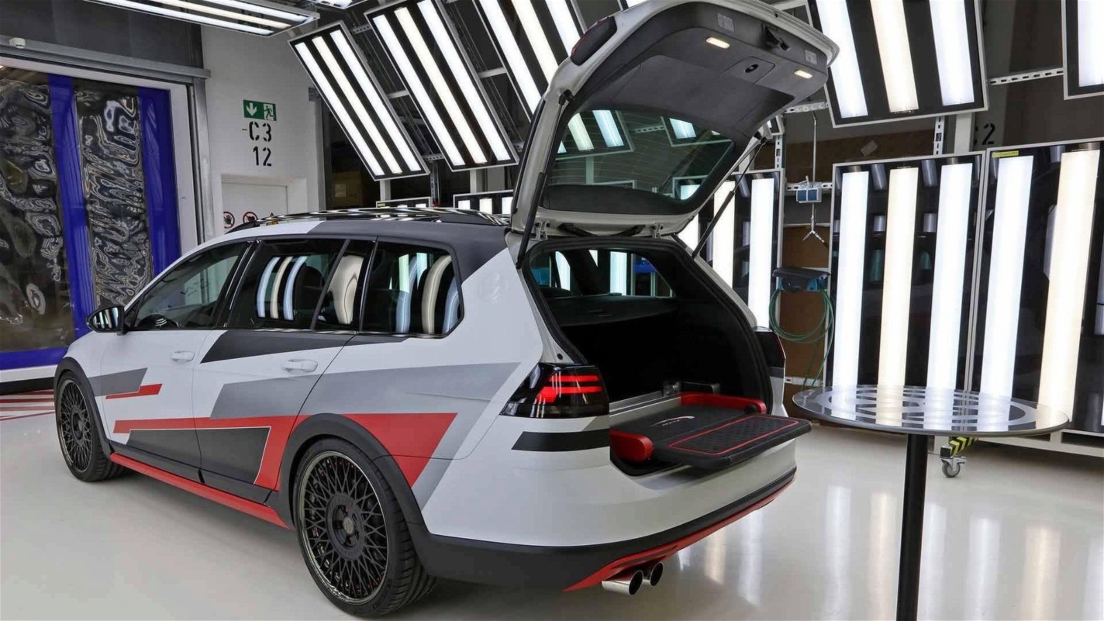 Golf GTI Next Level and Estate Emotion 26