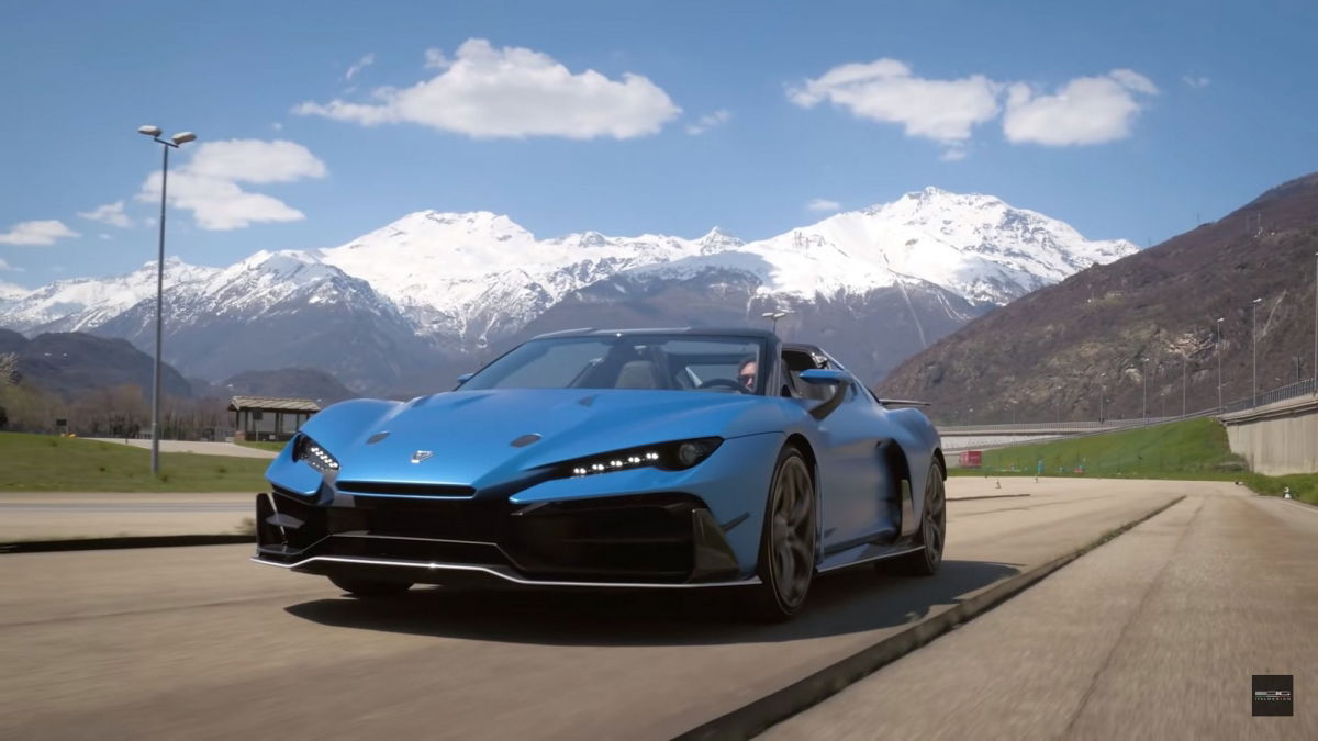 Zerouno Duerta Supercar Goes Topless In The Italian Alps