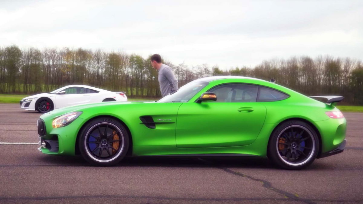 Mercedes Amg Gt R Vs Honda Nsx A Clash With No Definitive Winner