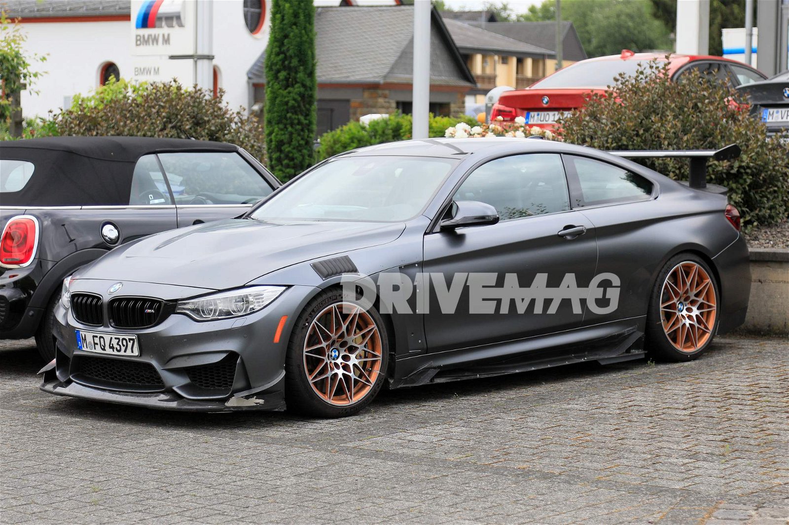 Extreme-BMW-M4-GTS-prototype-spied-14