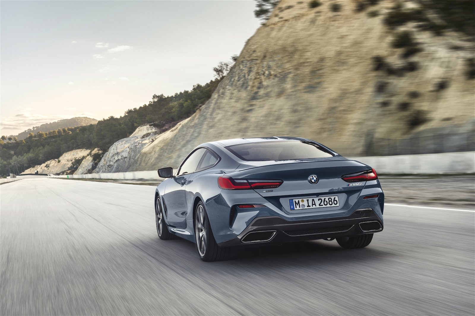 new 2019 bmw 8 series coupe xdrive 22