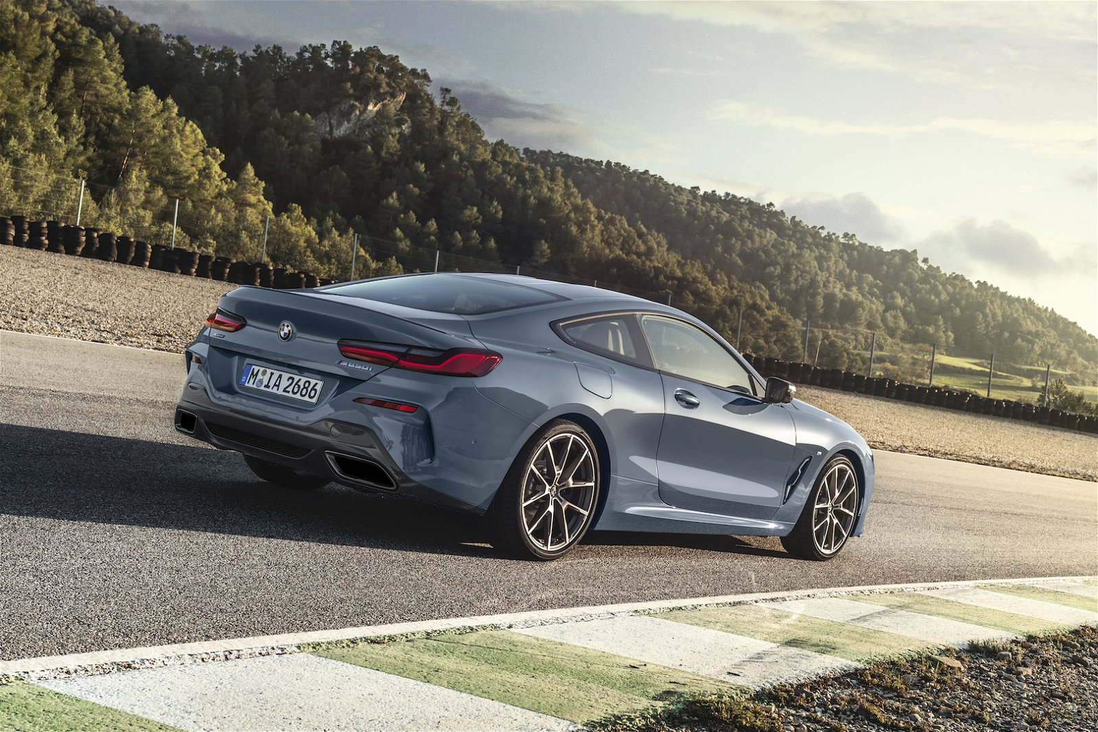 new 2019 bmw 8 series coupe xdrive 3