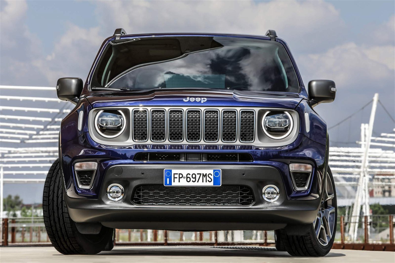 2019-Jeep-Renegade-Limited-14