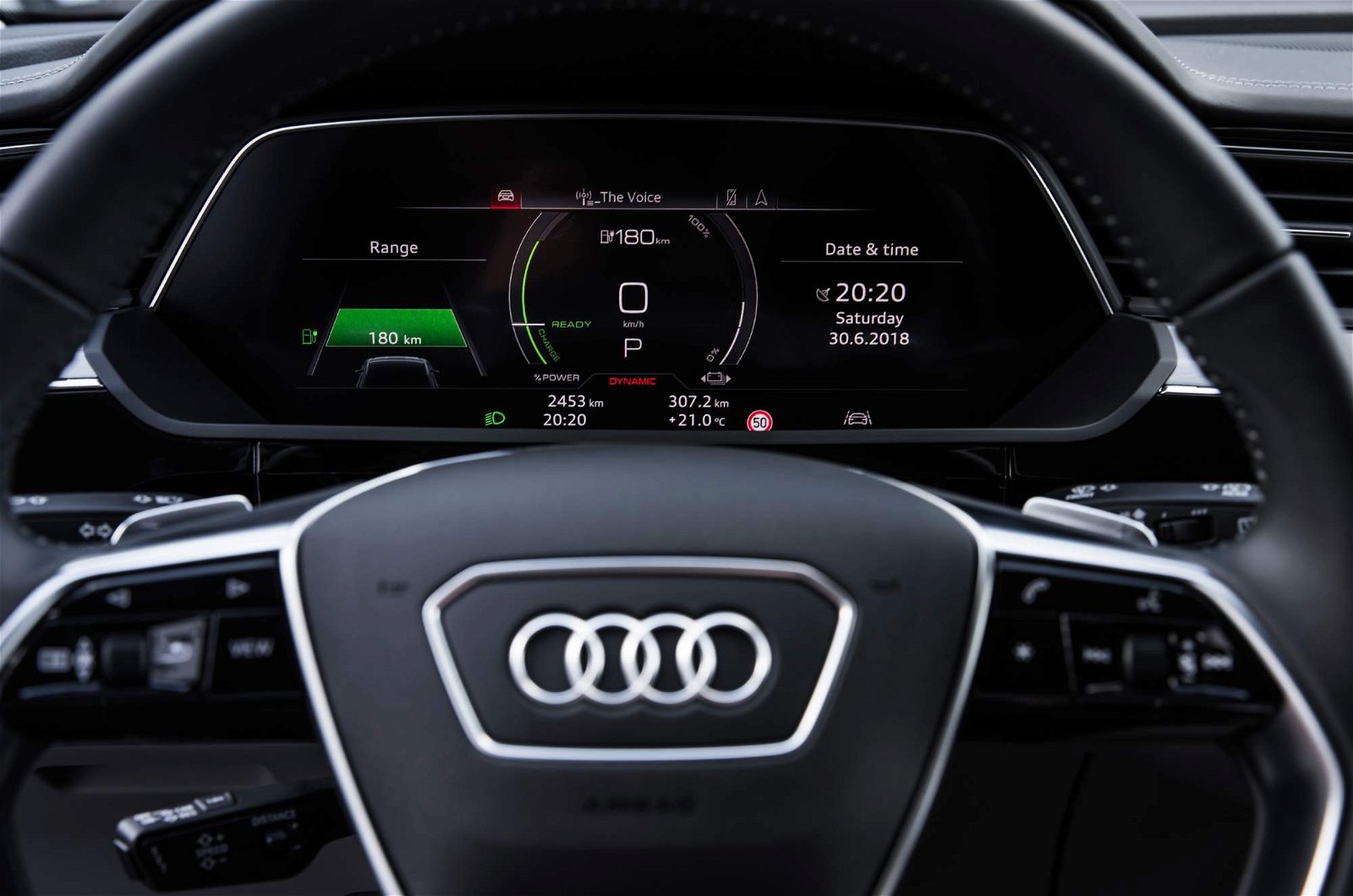 Audi-e-tron-prototype-interior-10
