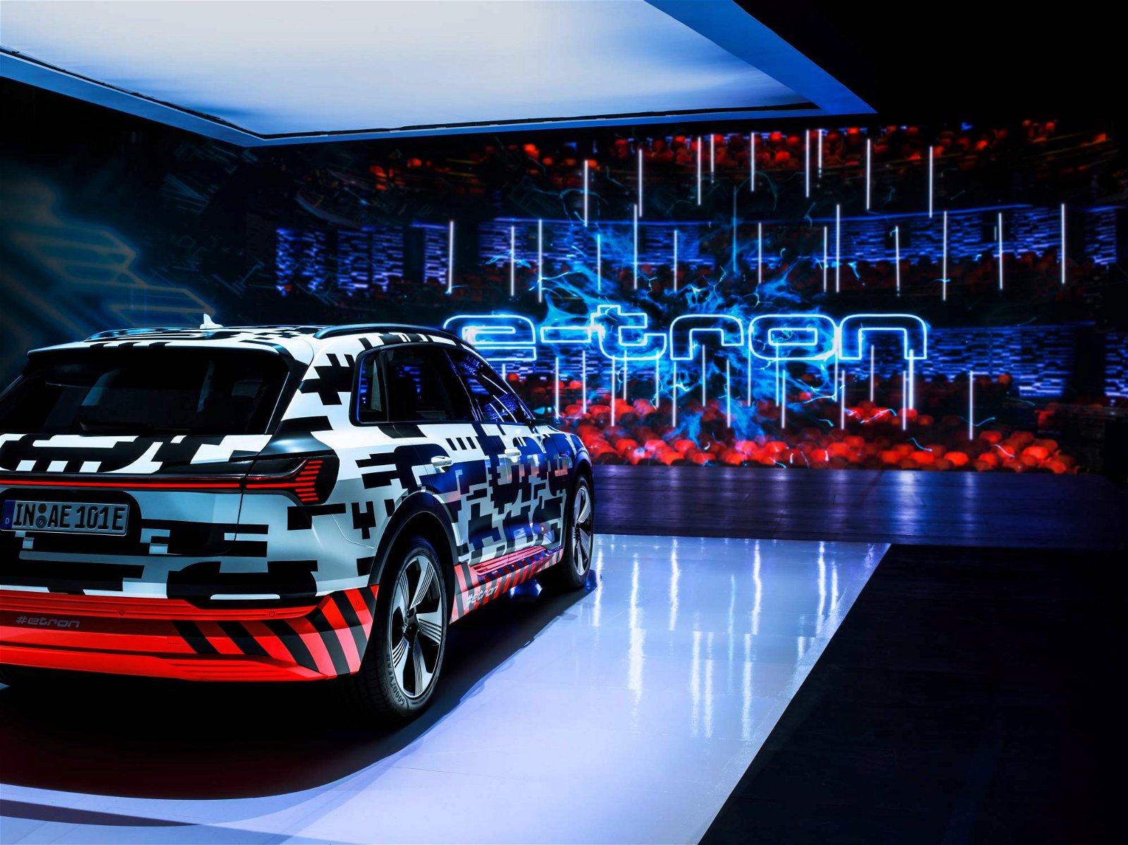 Audi-e-tron-quattro-prototype-15