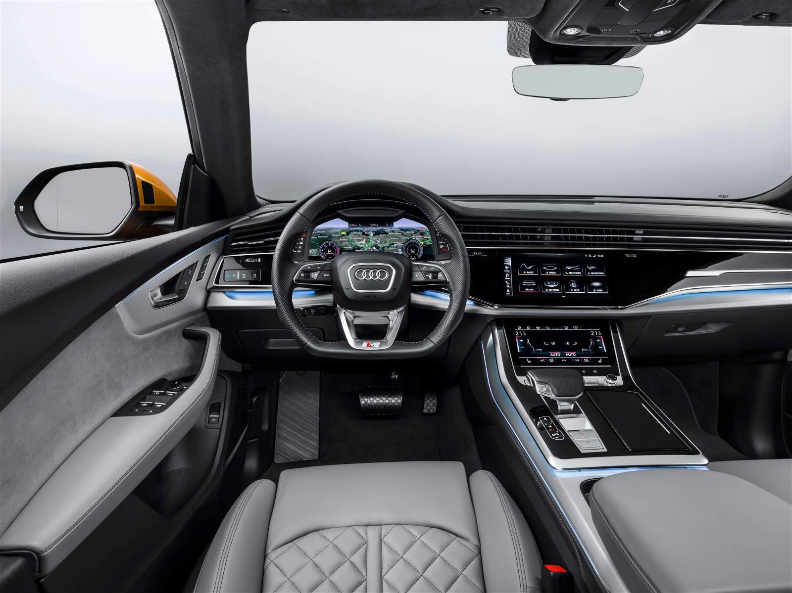 2019-Audi-Q8-1