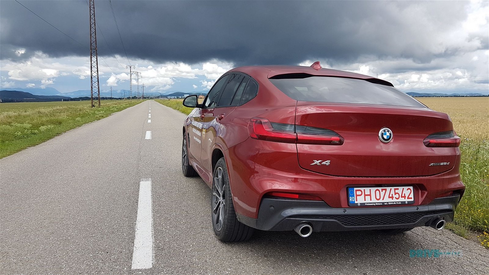 2018 BMW X4 review 02
