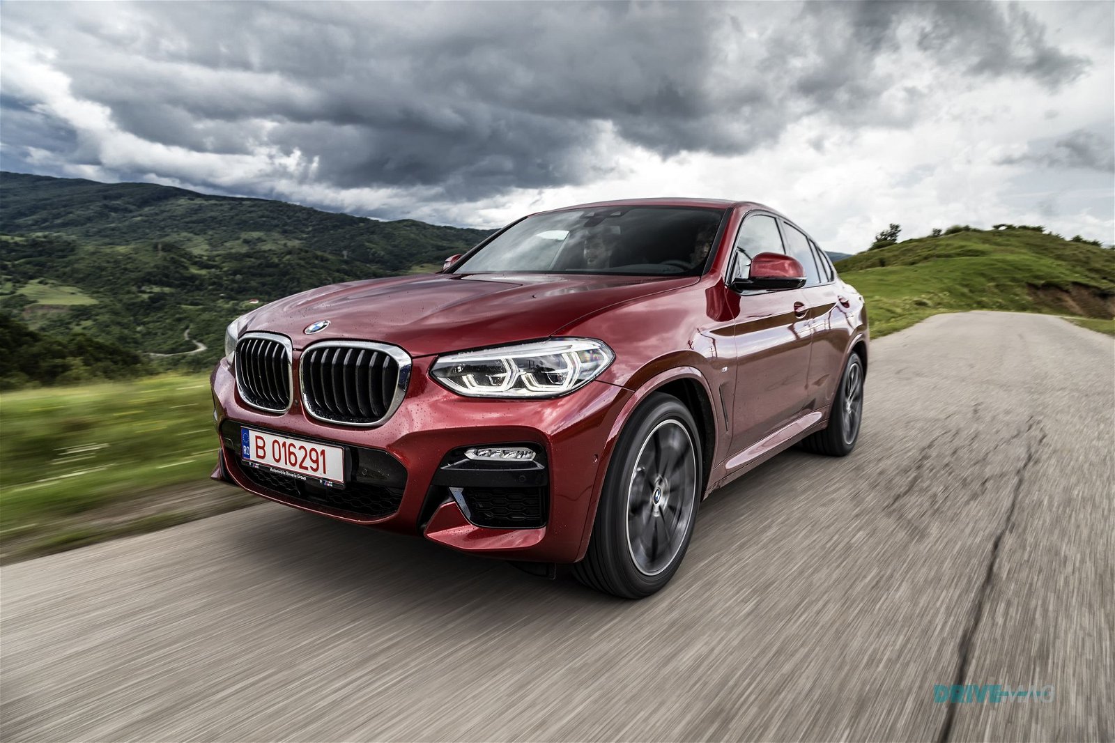 2018 BMW X4 review 13