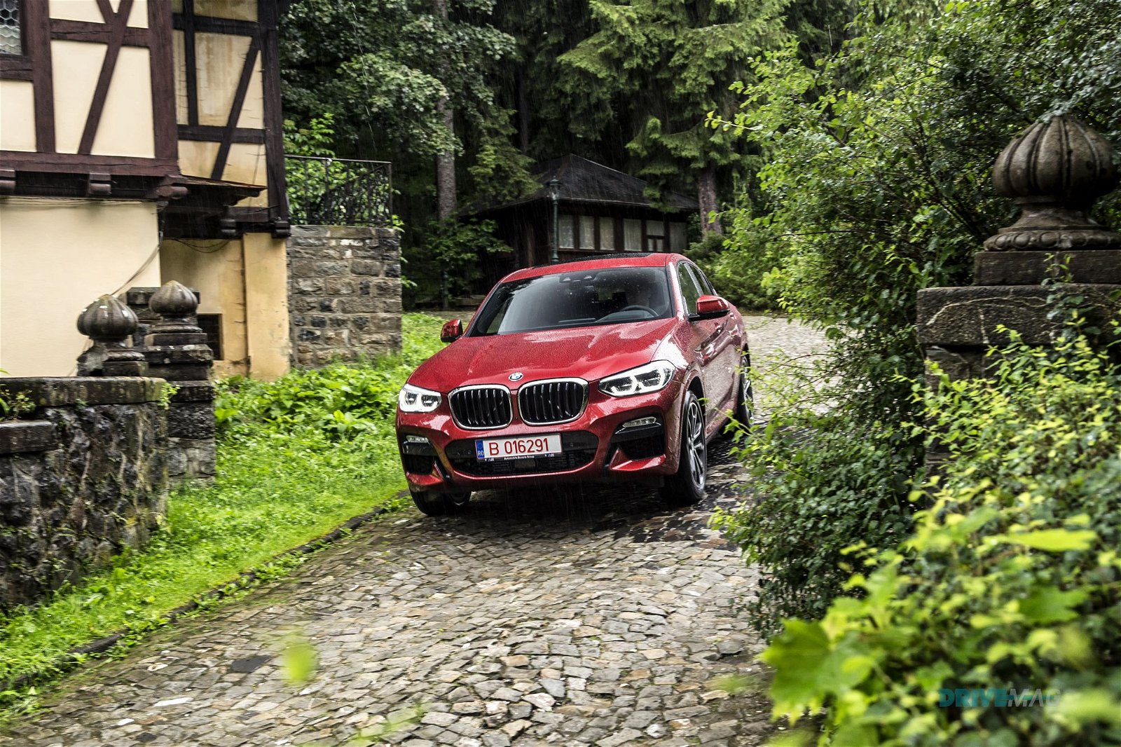 2018 BMW X4 review 28