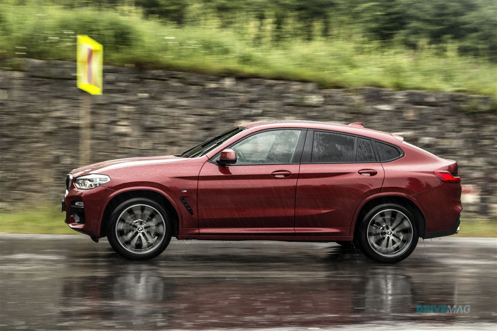 2018 BMW X4 review 47