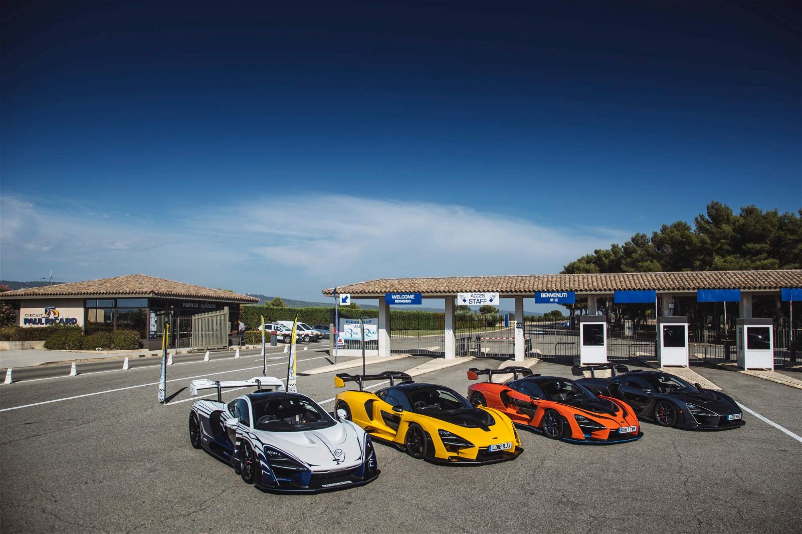McLaren-Senna-chassis-001-on-maiden-road-trip-to-Paul-Ricard-circuit-10