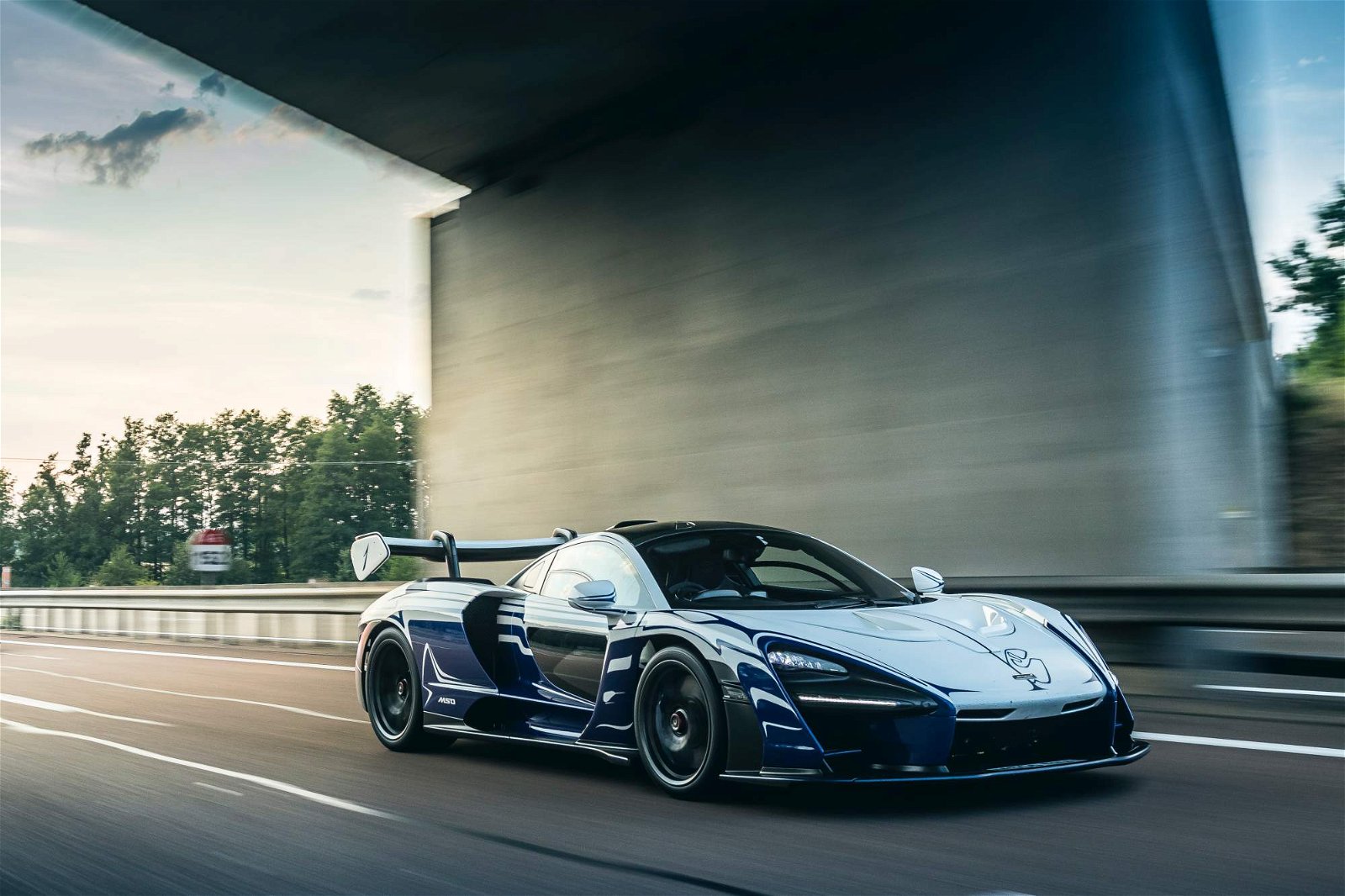 McLaren-Senna-chassis-001-on-maiden-road-trip-to-Paul-Ricard-circuit-17