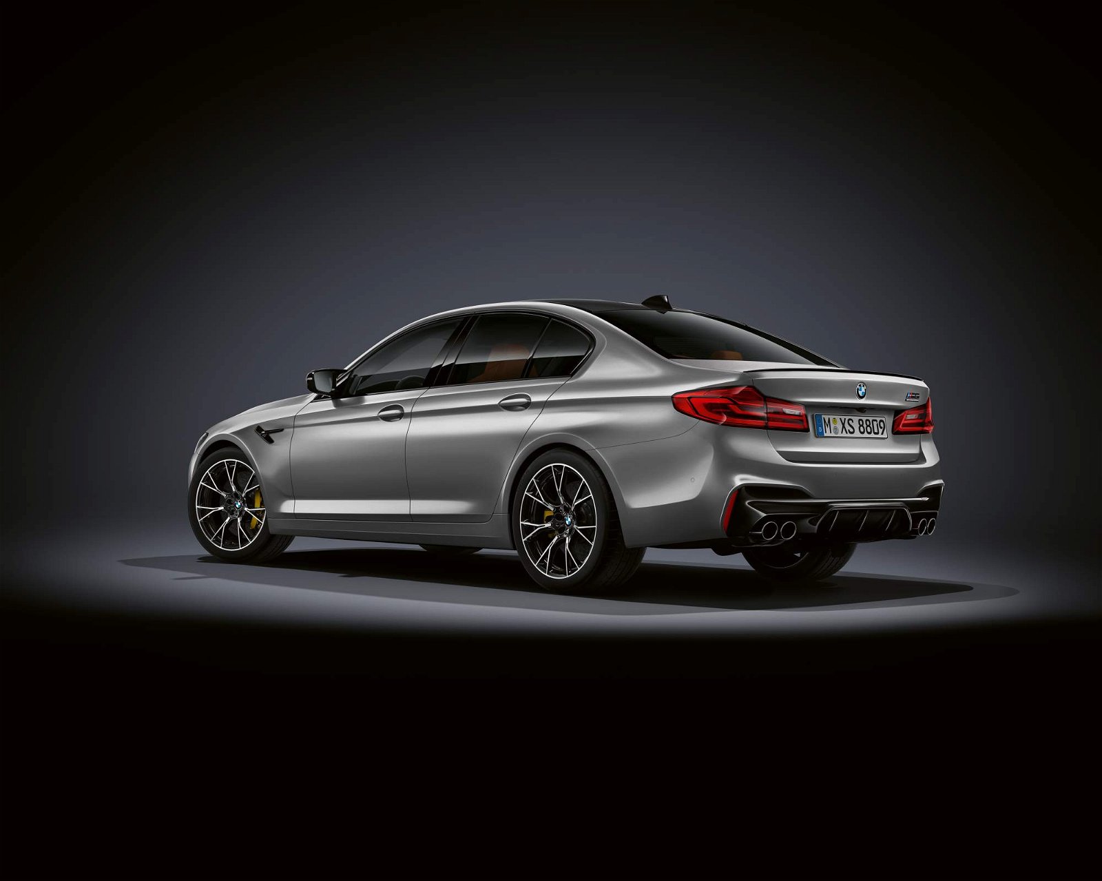 2019-BMW-M5-Competition-21
