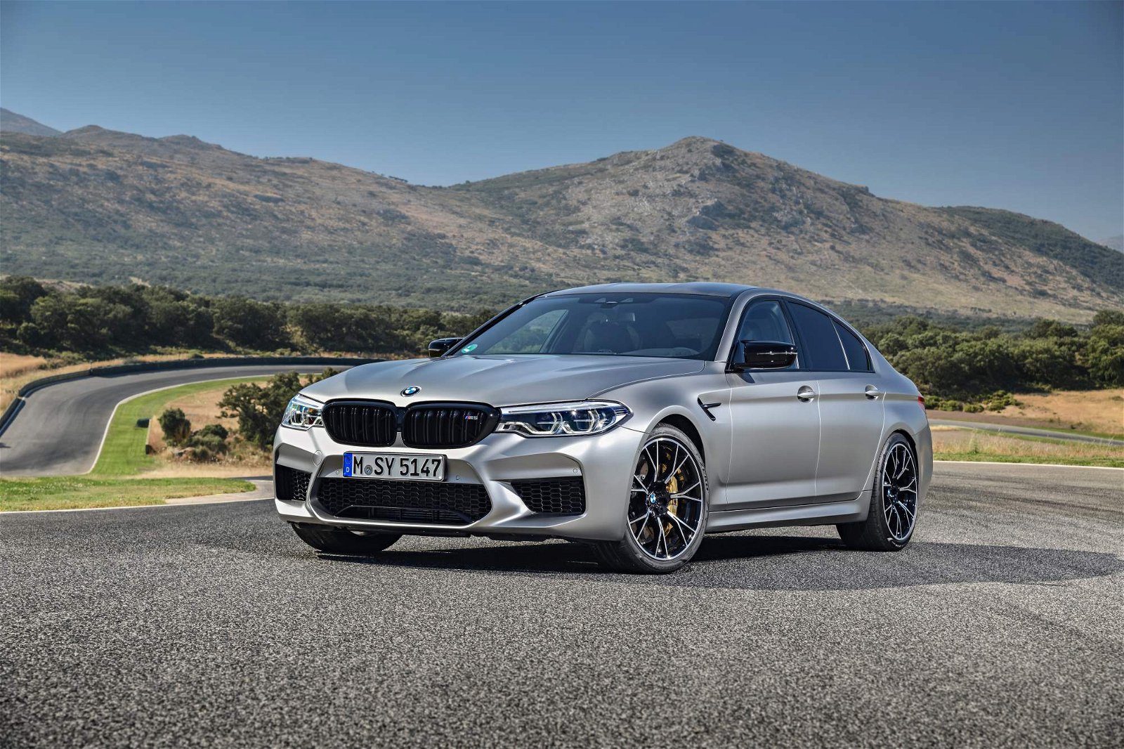 2019-BMW-M5-Competition-69