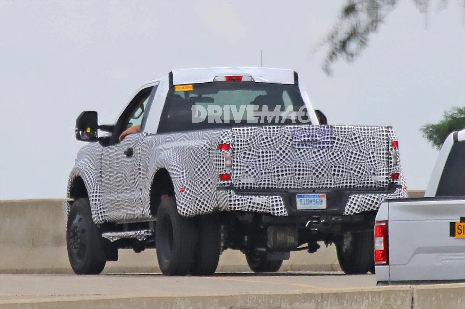 2020-Ford-Super-Duty-spied-10