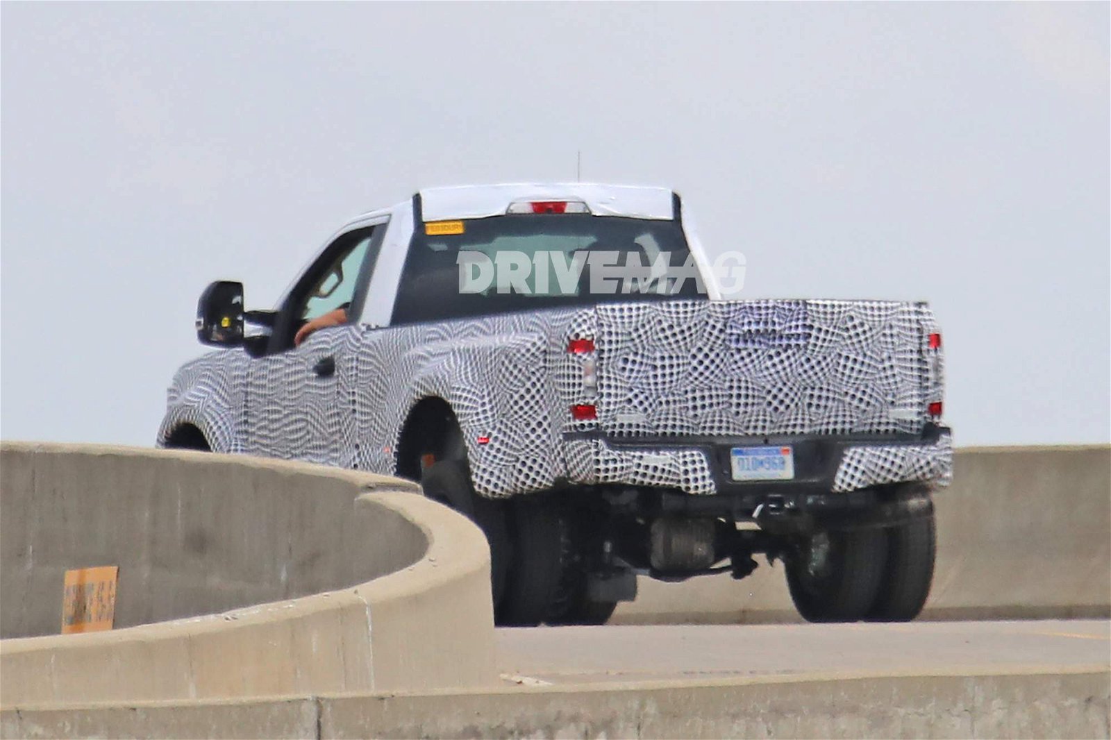 2020-Ford-Super-Duty-spied-13
