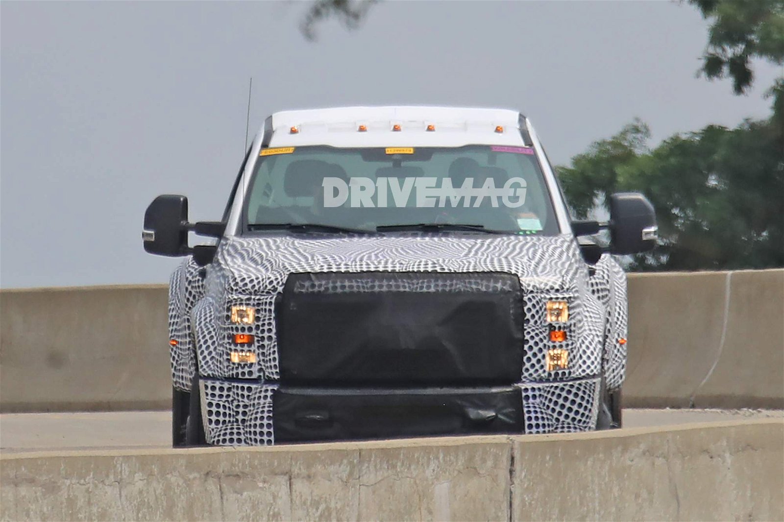 2020-Ford-Super-Duty-spied-6