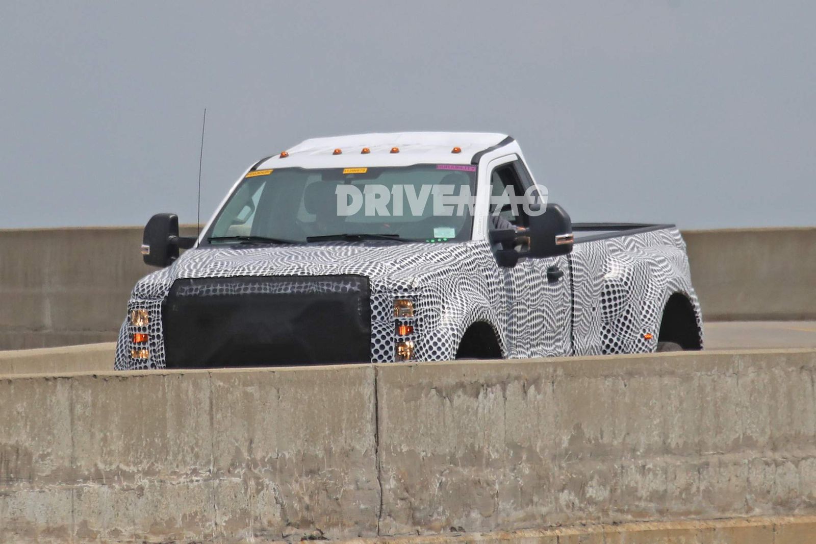 2020-Ford-Super-Duty-spied-9